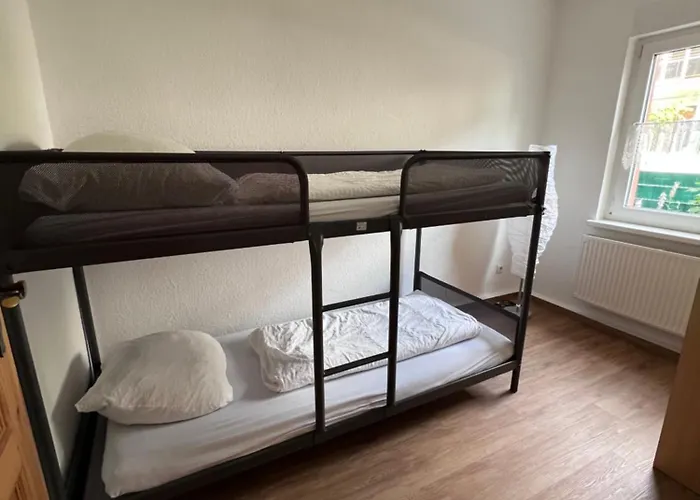 Haus Wiesengrund * ثال